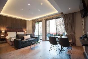 Ampelokipoi Hotel | Athens Platinum Rooms and Suites