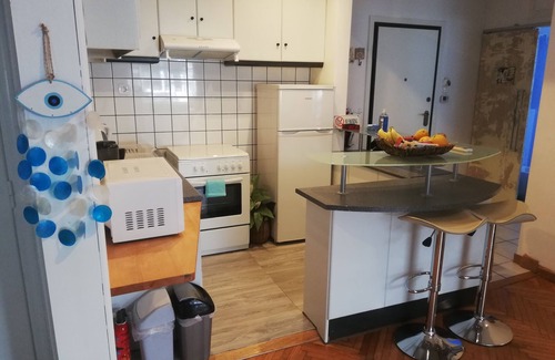 Palaio Faliro Apartamento | Apartamento con vista al mar y balcón en Paleo.
