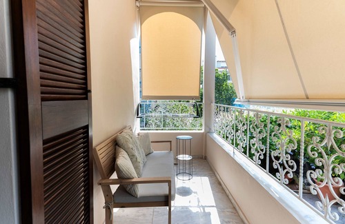 Voula Apartamento | Athens Stylish Studio Your Escape Near the Beach