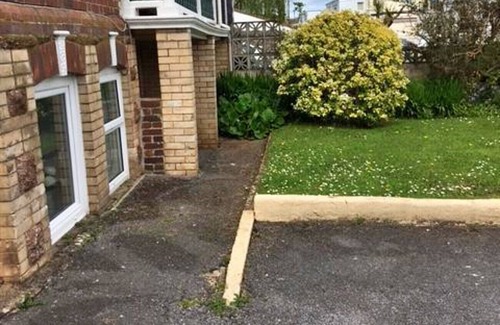 Roundham Apartamento | Atherfield Apartments No. 4 - Lawn Side