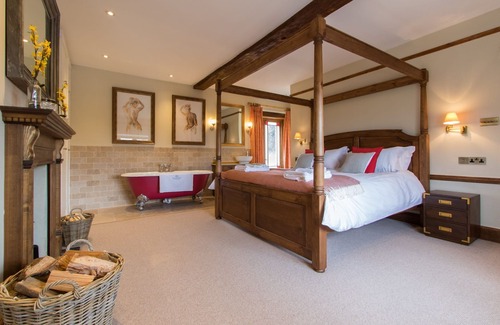 Ilminster Otro | Atherstone Farmhouse - casa de campo con techo de paja con capacidad para 14 personas en 6 habitaciones
