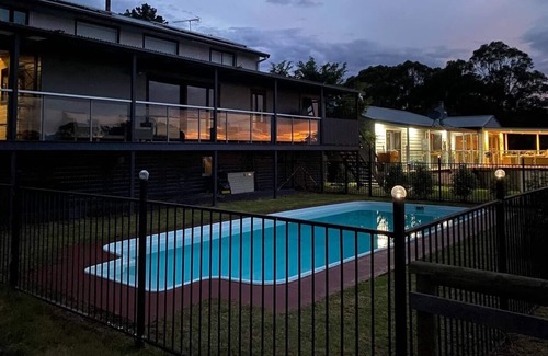 Canyonleigh Casa | Athey Mountain "Where families come together” with stunning an