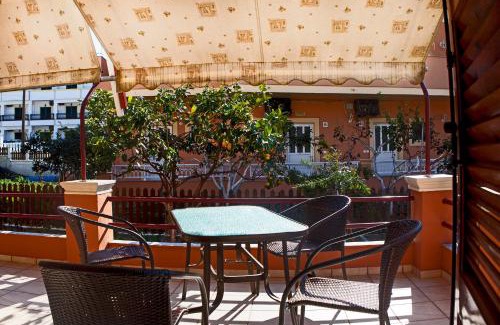 Agios Georgios Pagon Apartamento | Athina studios and apartments