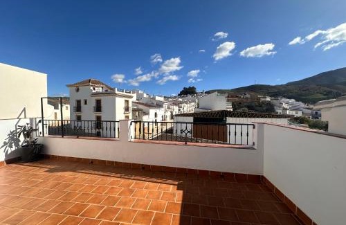Ardales Apartamento | ATICO BUENAVISTA