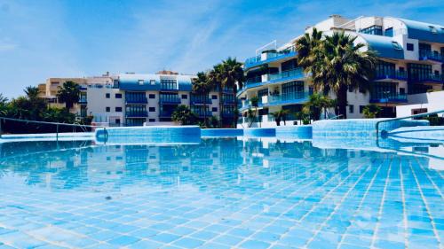 Castell de Ferro Apartamento | Atico lujo primera linea, terraza, piscina, parking