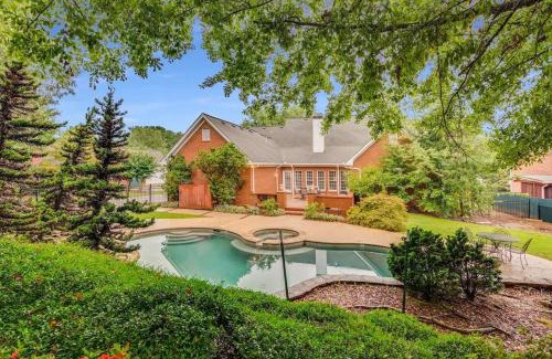Conyers Casa | Atlanta Escape Stunning 5BR with Dream Pool
