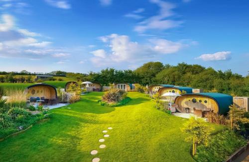 Bude Complejo | Atlantic Farm Surf Pods
