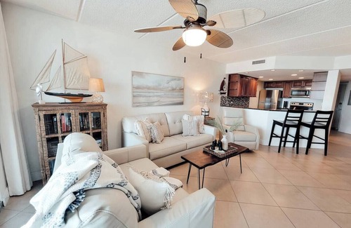 Ponce Inlet Condominio | Atlantic Shores Oceanfront Condo - Heated Saltwater Pool Incredible Sunrises