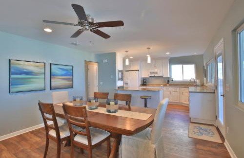 Ocean View Halifax Estates Casa | Atlantic Sunrise Home with Cottage