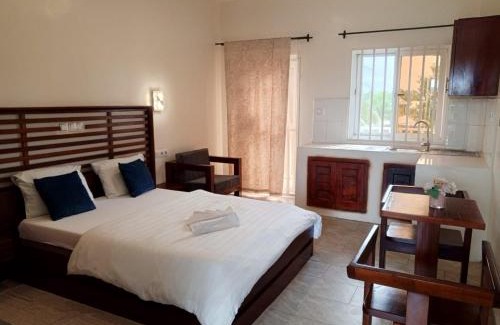 Kribi Apartamento | Atlantic view studio with Kitchen by Casa