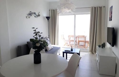 Cavacos Apartamento | Atlantico 8- Vista Mar, Ar-Condicionado, 80mt Praia, Wifi
