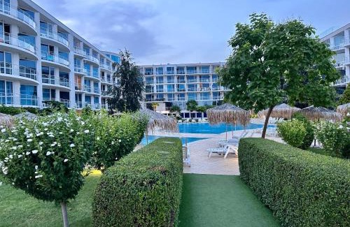 Sarafovo Apartamento | Atlantis Resort & 4 swimming pools & Spa & Апартамент
