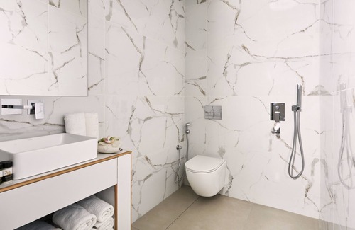 Skiathos Town Hotel | Atlas Suites