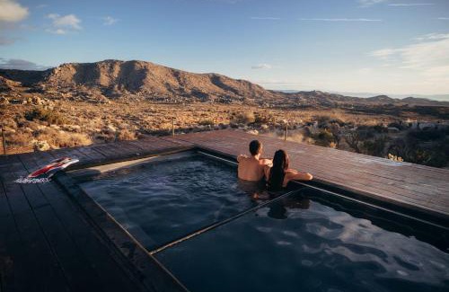 Pioneertown Casa | Atomic Ranch l Modern Pool Cabin Against 250 Acres