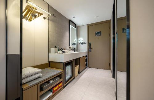 Downtown Beijing Hotel | Atour Hotel Beijing Temple of Heaven East Gate Longtan Park