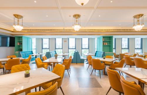 Fengtai Hotel | Atour Hotel Beijing You'anmen West Tieying Subway Station