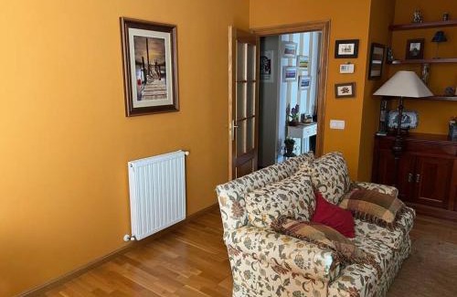 Villaviciosa Apartamento | Atractivo Ático 2 Habitaciones