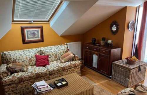 Villaviciosa Apartamento | Atractivo Ático 2 Habitaciones