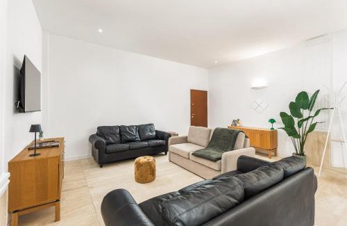 Quartiere XXIV Don Bosco Casa | ATRHOME- Penthouse Tritone