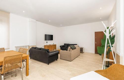 Quartiere XXIV Don Bosco Casa | ATRHOME- Penthouse Tritone