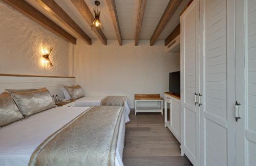 Cesme Hotel | Atrium Taş Otel