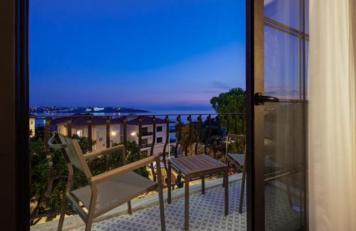 Cesme Hotel | Atrium Taş Otel
