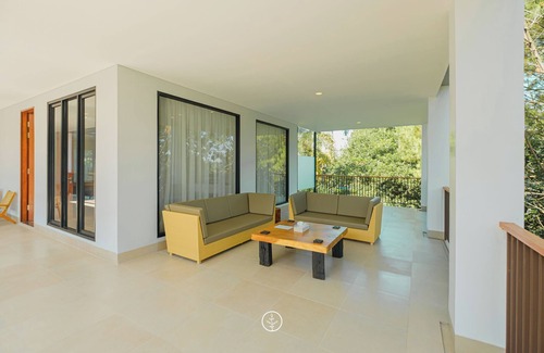 Bandung Villa | Atsuka Hill View 8BR Vila with Private Heated Pool