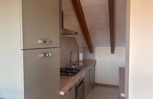 Seregno Apartamento | Ático en el centro de Seregno (ORCHIDEA APARTMENT)