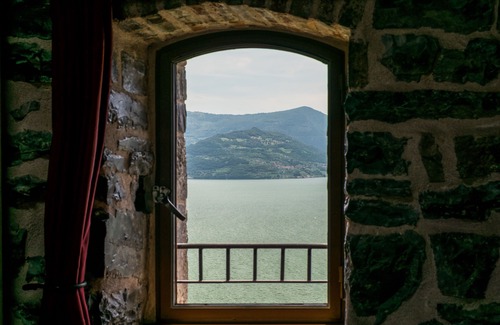 Zorzino Apartamento | Ático con vistas al lago en el castillo, apartamento Cielo