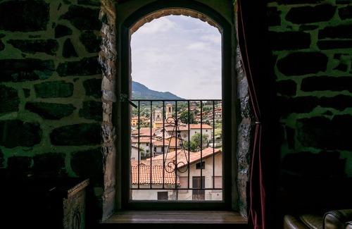 Zorzino Apartamento | Ático con vistas al lago en el castillo, apartamento Cielo