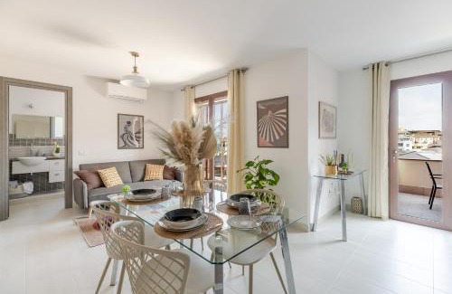 Oristano Apartamento | Attico180 - Attico in centro con Terrazza - Wifi e Netflix