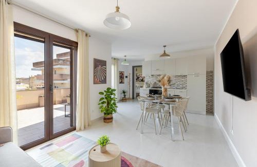 Oristano Apartamento | Attico180 - Attico in centro con Terrazza - Wifi e Netflix