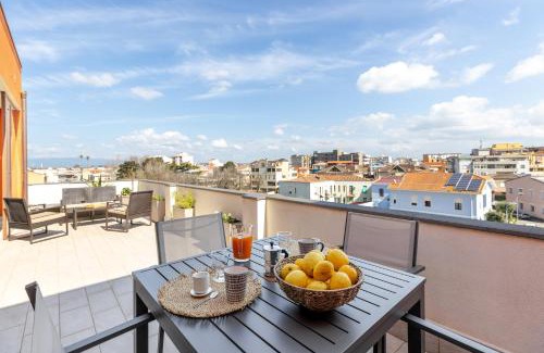 Oristano Apartamento | Attico180 - Attico in centro con Terrazza - Wifi e Netflix