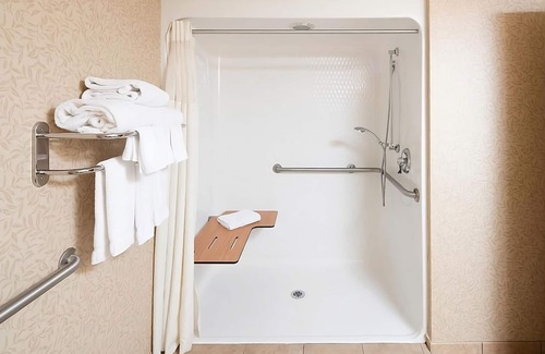 Kalispell Hotel | Attractions Nearby! Free Parking, Indoor Pool, Near Hockaday Museum of Art!