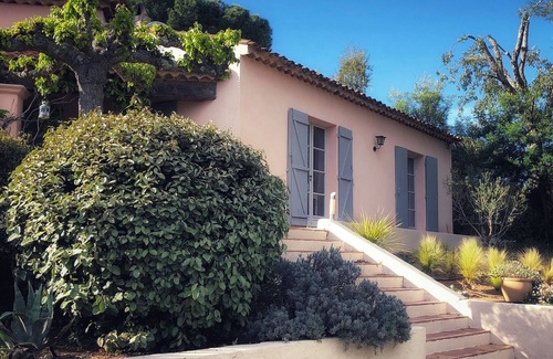 Gassin Villa | Villa Frida cerca de Gassin con una gran piscina privada climatizada, 4 dormitorios, un gran jardín