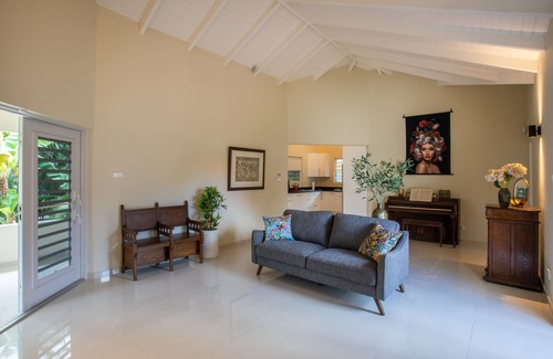 Willemstad Casa | Attractive villa in Jalousie resort with garden and pool communal