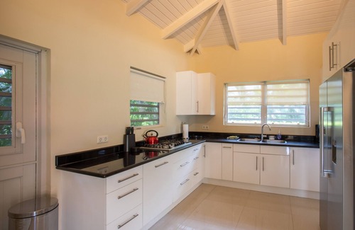Willemstad Casa | Attractive villa in Jalousie resort with garden and pool communal