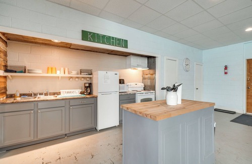 Briceville Condominio | ATV Adventures Await: Tennessee Riverside Retreat