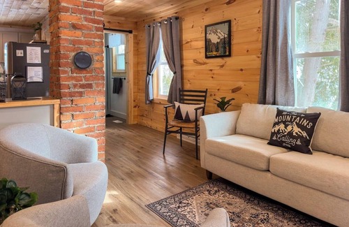 Berlin Casa | ATV/hiking/biking cozy getaway!