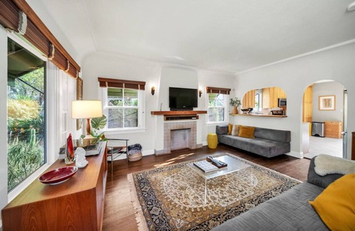 Atwater Village Casa | Atwater Oasis w/Pool and HotTub very Walkable Area