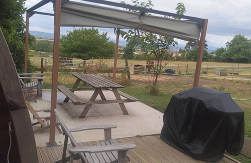 Anjou Cabina | Atypical gite in the heart of a horse farm: swimming pool, Nordic bath, mini farm.