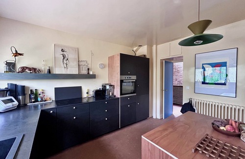 Saint-Hilarion Casa | Atypical house in the heart of the forest