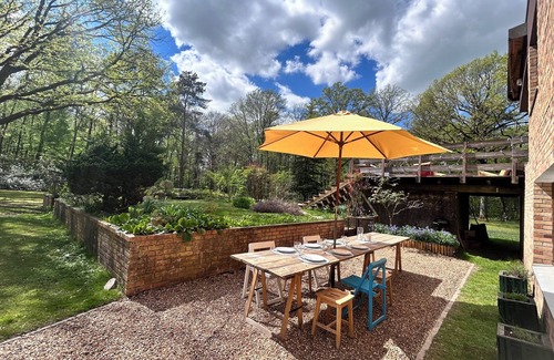 Saint-Hilarion Casa | Atypical house in the heart of the forest