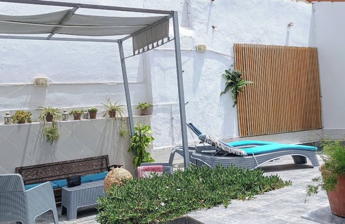Douaouda Casa | Atypical house with swimming pool