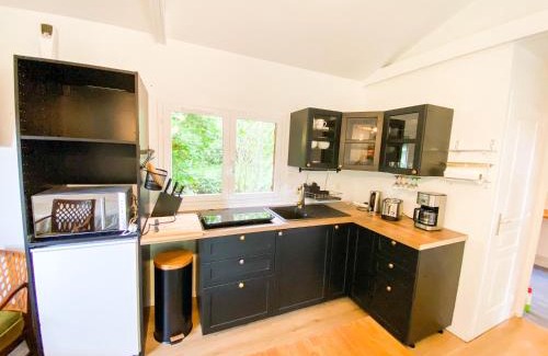 Plesidy Chalet De Esquí | Atypique Chalet la rivière sous votre fenêtre