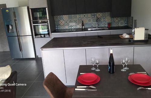 Epagny Apartamento | Au 237, Le Nyong-Et-Sanaga
