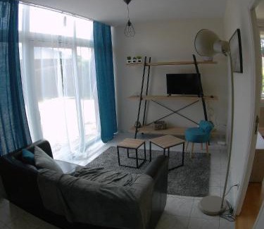 Parvillers-le-Quesnoy Apartamento | Au bonheur des Anes - Gîte Idylle
