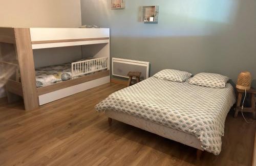 Saint-Germain-du-Salembre Apartamento | Au cœur des bois