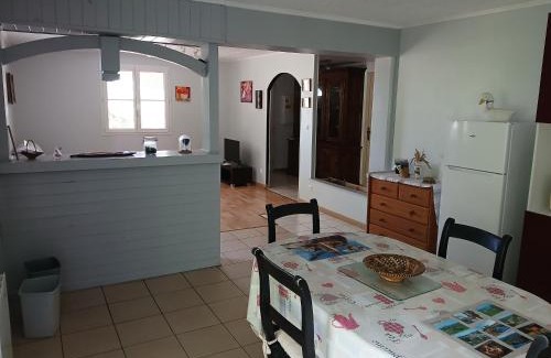 Terrasson-la-Villedieu Casa | Au calme sur les hauteurs de Terrasson