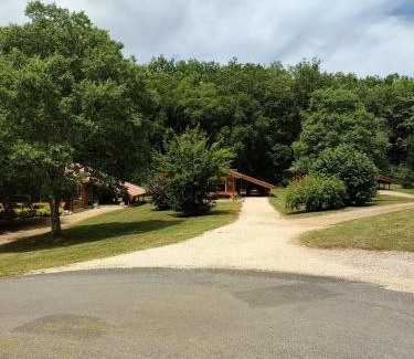Mauroux Chalet De Esquí | "Au Cha les Vaux" Chalet 49